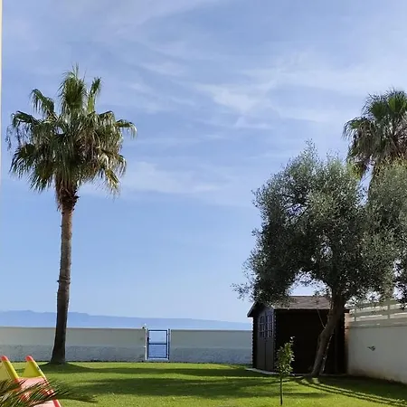 بيت ضيافة Sul Mare 4*