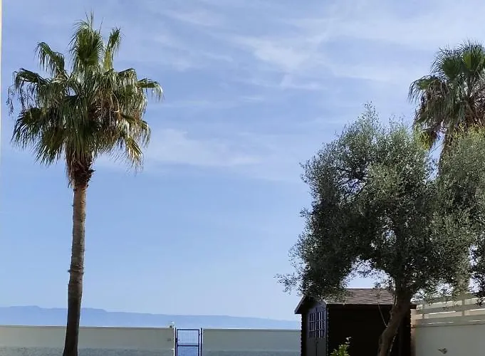 בית הארחה Sul Mare 4*